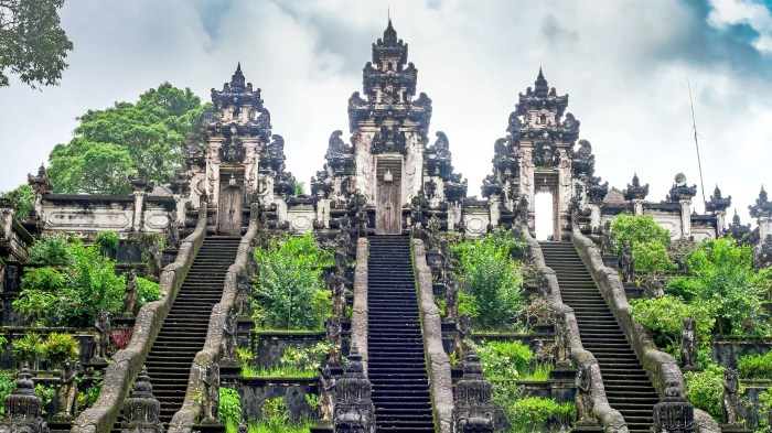 Bali pura lempuyang temple luhur bukalapak indonesian fakta seru