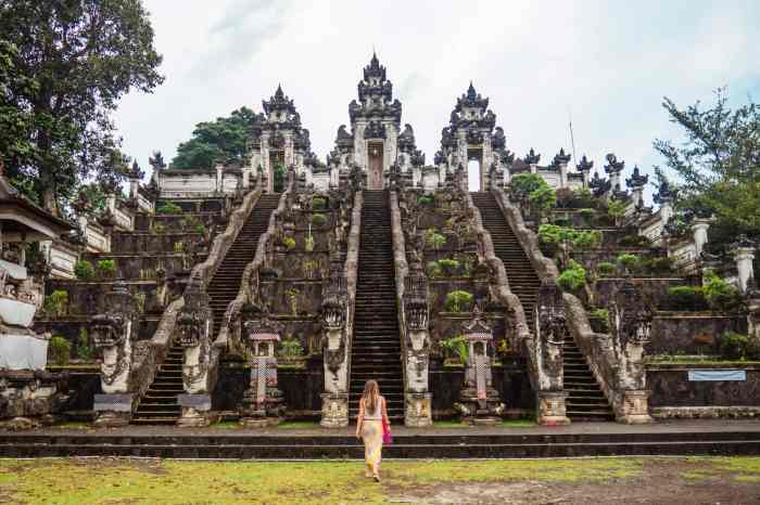 Lempuyang bali temples pura east temple sunrise luhur must visit spots enjoy